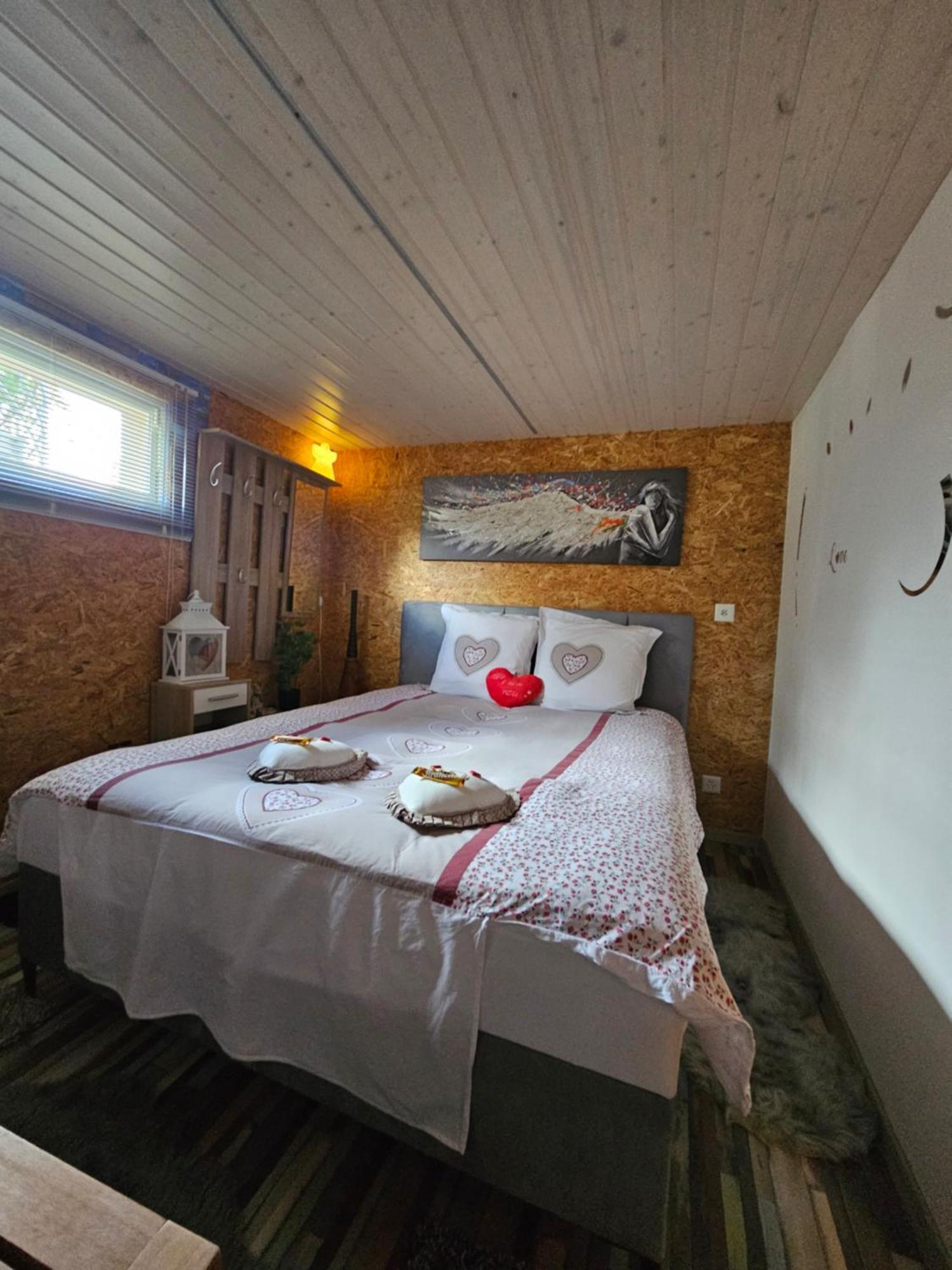 넨다즈 Chez Gigi B&B 외부 사진